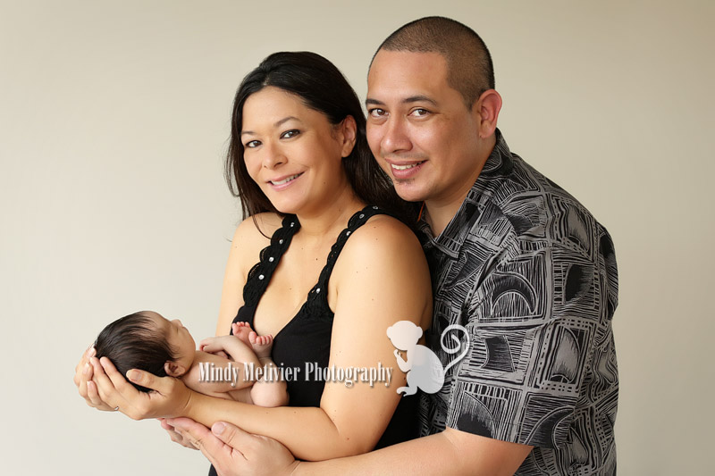 Oahu Hawaii Newborn Photo Mindy Metivier