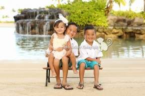 Honolulu Oahu Hawaii Family Photo Mindy Metivier